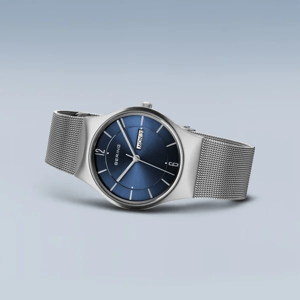 Bering Watch: Classic | brushed silver | 11938-003DD